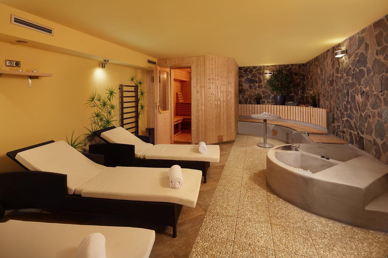 Přední Výtoň Jbx Resort Hotel Albatros מראה חיצוני תמונה